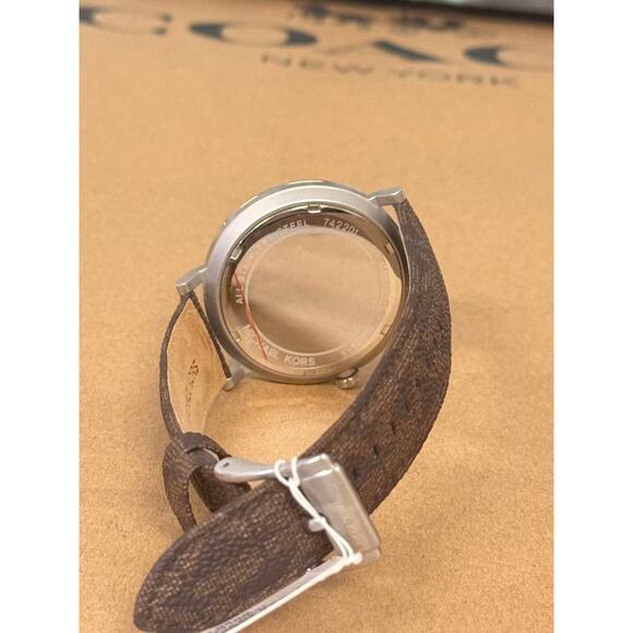 Michael Kors MK8813 Irving Quartz Three-Hand Brown PVC Men's Watch - Picture 5 of 5